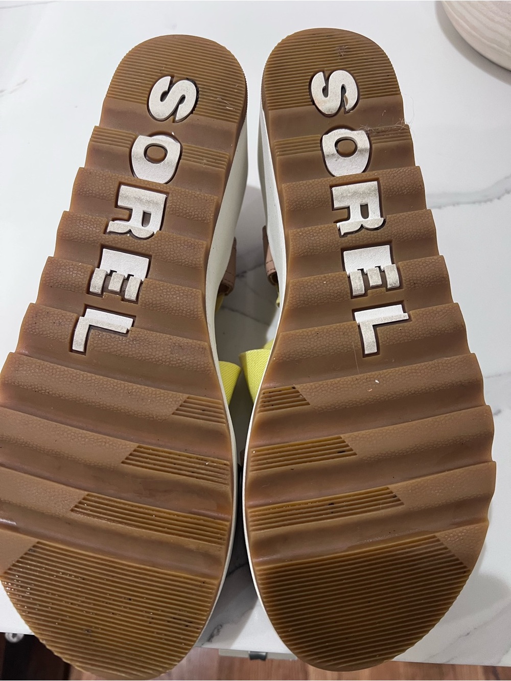 Sorel Cameron Platform Slingback Sandals Yellow Nude Leather Size 10 - Picture 5 of 6